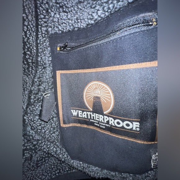 Men’s Black Weatherproof faux suede jacket in size Medium - Picture 3 of 8